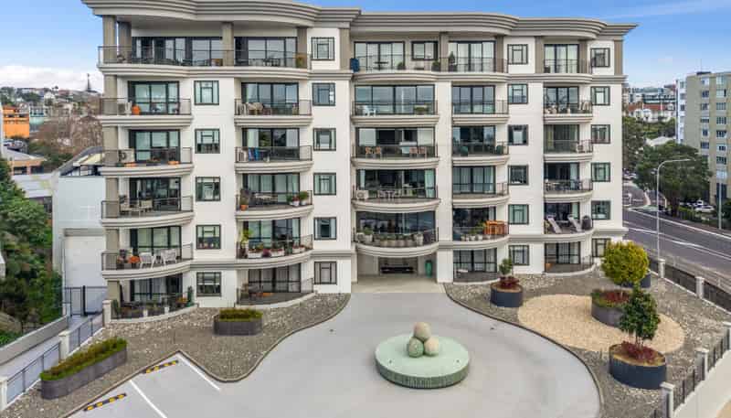 3A/118 Gladstone Road, Parnell
