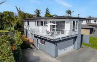4 Olsen Avenue, Hillsborough