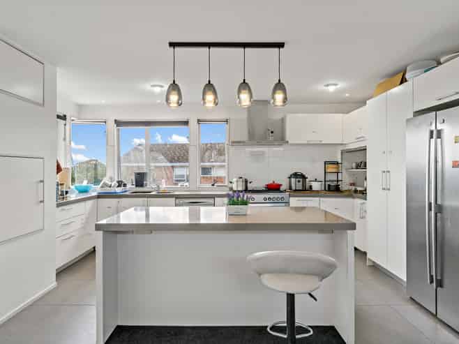 4 Olsen Avenue, Hillsborough