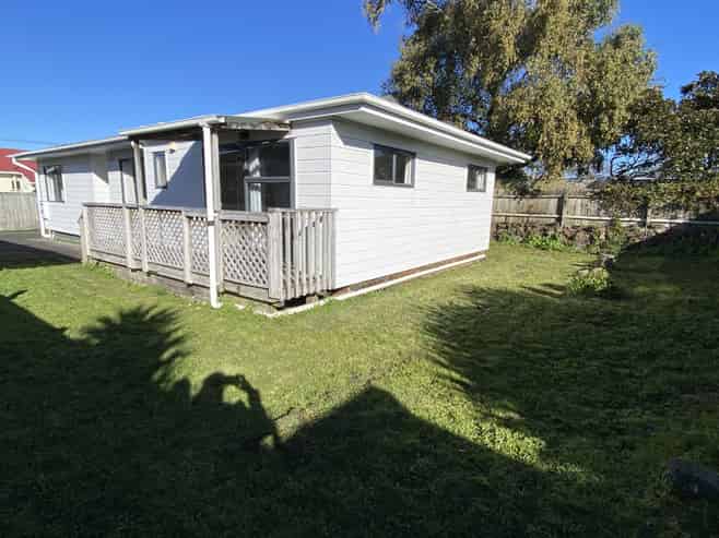 303A Sandringham Road, Sandringham