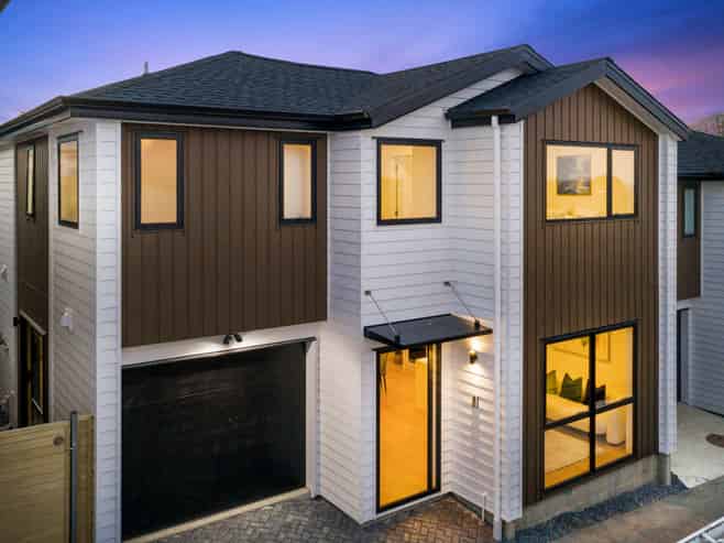 1E Valron Road, Te Atatu South