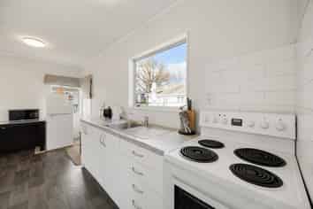 39B Cameron Road, Hamilton East