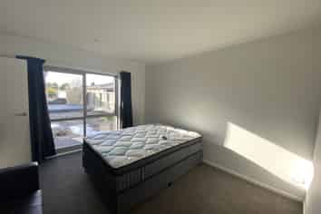 3/5 Mount View Road (Room D), Melville