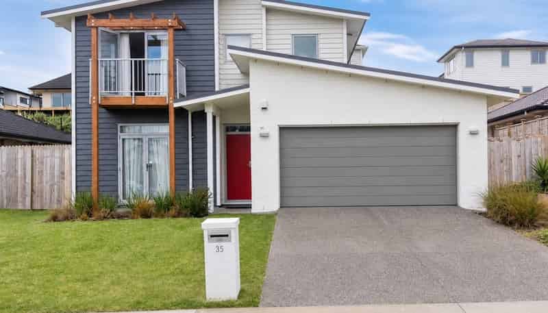 35 Ridgedale Road, Millwater