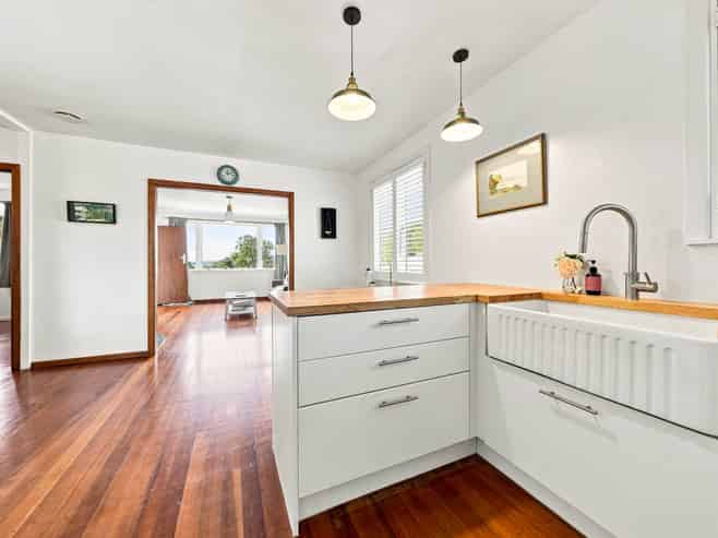 34 & 1/34 Divich Avenue, Te Atatu South