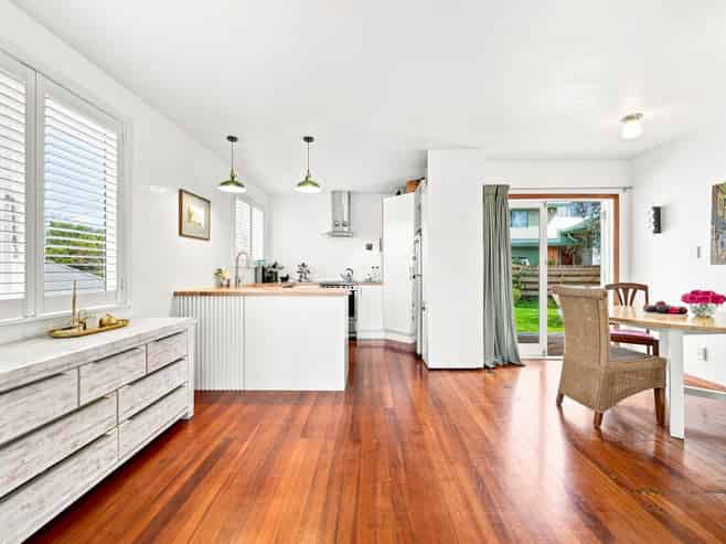 34 & 1/34 Divich Avenue, Te Atatu South