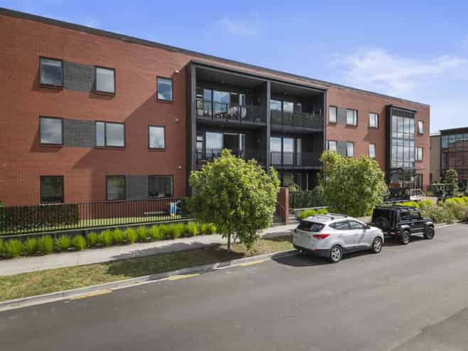 102/38c Fraser Avenue, Northcote