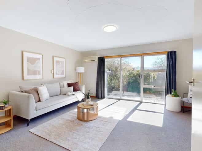2/33  Cameron Street, Ashburton