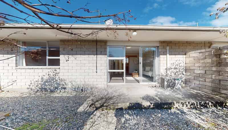 2/33  Cameron Street, Ashburton