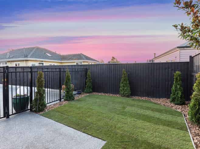 28C Brookside Terrace, Bryndwr
