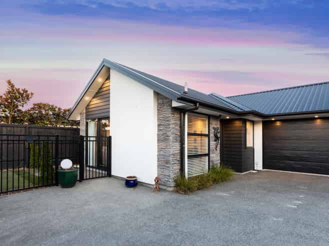28C Brookside Terrace, Bryndwr