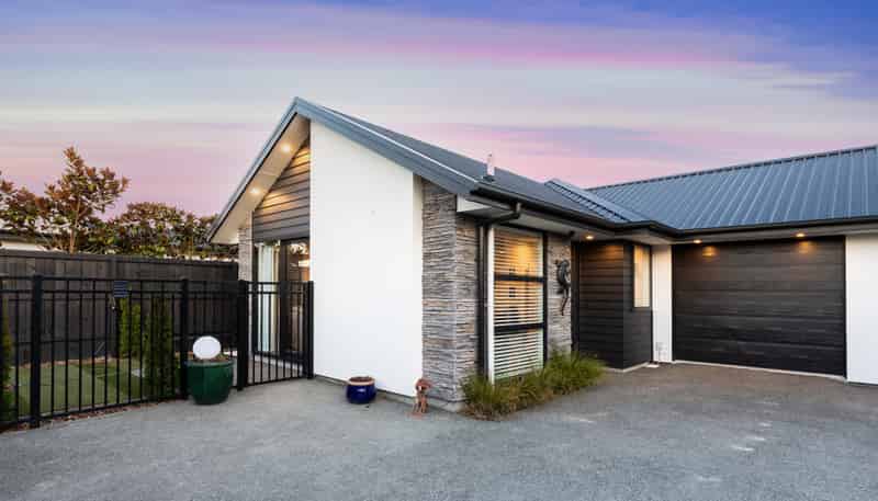 28C Brookside Terrace, Bryndwr