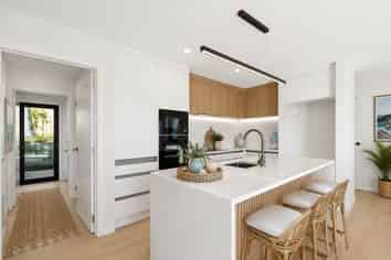 8A Cedar Terrace, Stanmore Bay