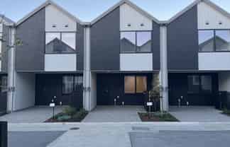 3/23 Makomako Drive, Orewa