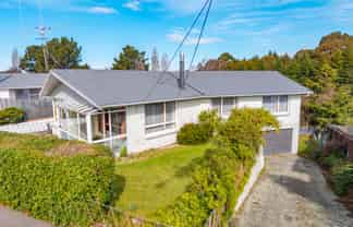 30 Lindsay Street, Marchwiel