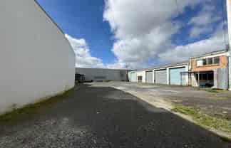 YARD SPACE OPPOSITE LYNNMALL SHOPPING CENTRE
