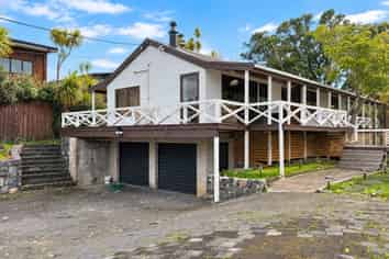 12 Rahui Road, Greenhithe