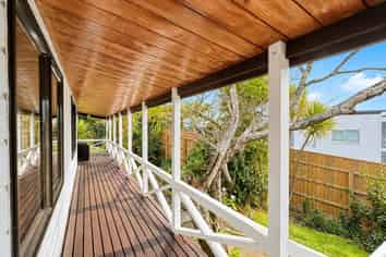 12 Rahui Road, Greenhithe