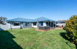2 Mullion Lane, Burwood