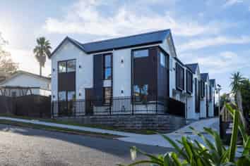 12C Lush Avenue, Saint Johns