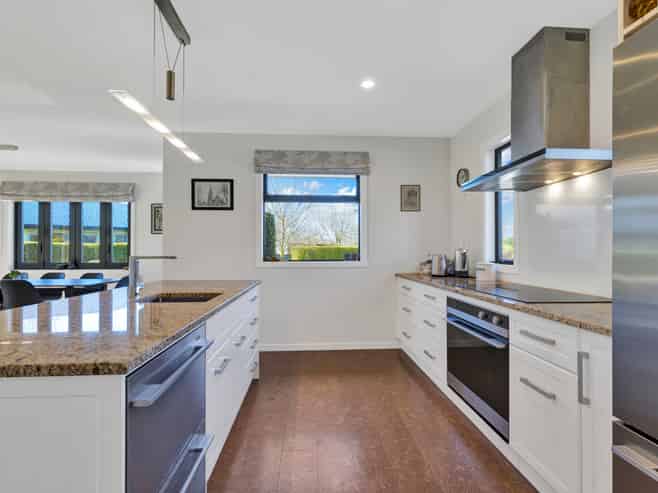 1 Orchard Lane, Amberley