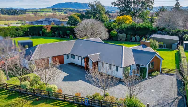 1 Orchard Lane, Amberley
