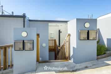 6/67 Tiketike Way, Brooklyn
