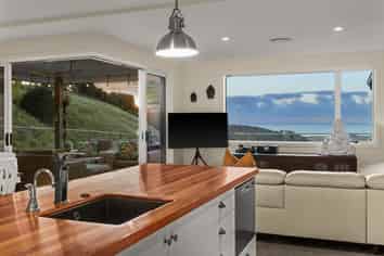204 Eskridge Drive, Eskdale