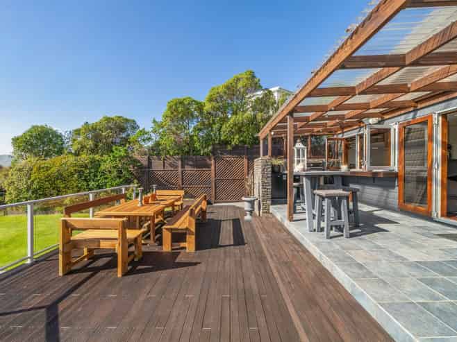 62 Kiriwai Road, Paremata
