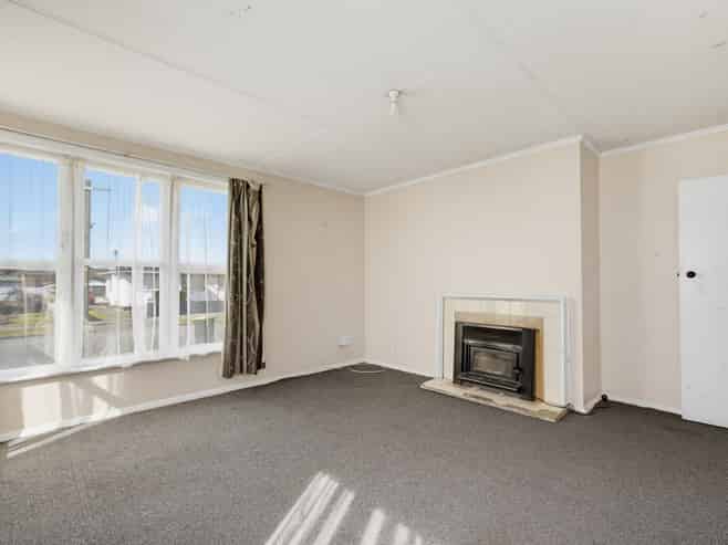 15 Cameron Crescent, Masterton