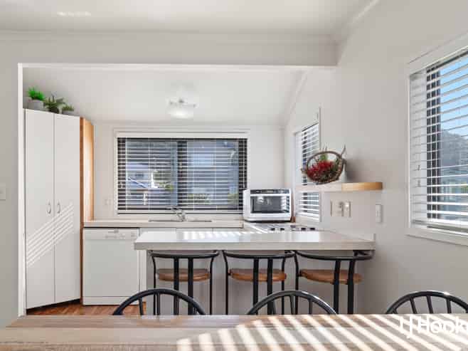 21 Pacific Road, Waihi Beach
