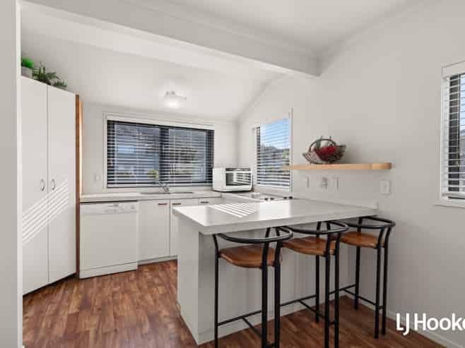 21 Pacific Road, Waihi Beach
