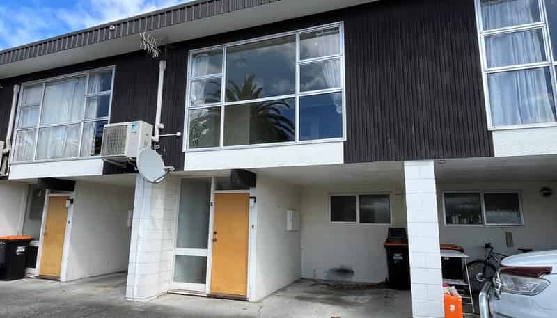 8/506 Church Street, Palmerston North