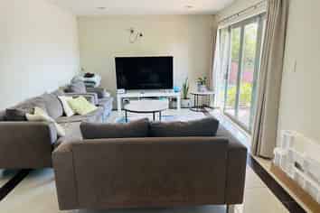 24 Castleton Drive, Howick