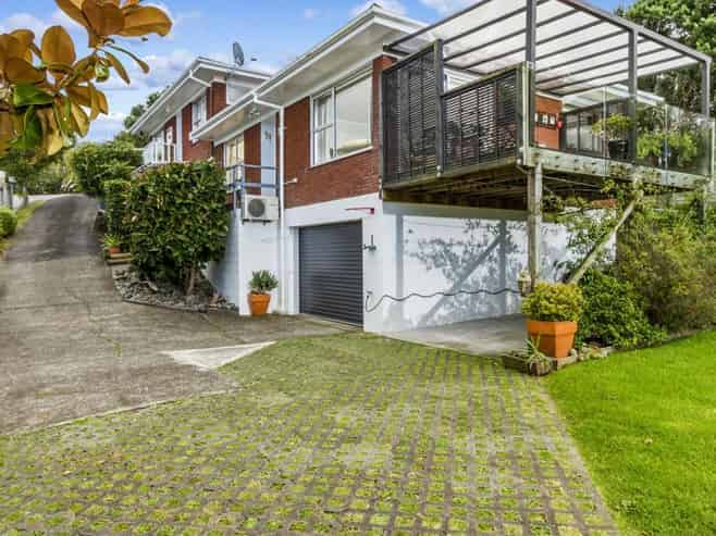 2/8 Phillipa Place, Browns Bay
