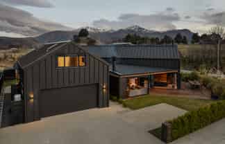 2 Brodie Avenue, Arrowtown