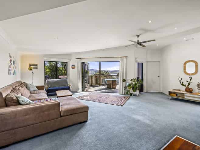 4 Bay View Road, Raglan