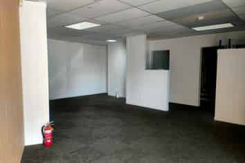 Peaceful Boutique Office in Central Kaiapoi