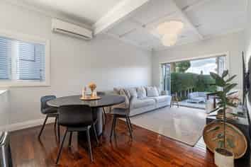 260 Meola Road, Point Chevalier