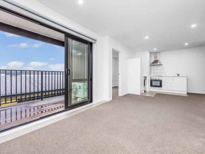 209/28C Eileen Newey Place, Henderson