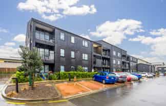 209/28C Eileen Newey Place, Henderson