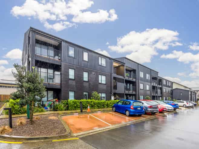 209/28C Eileen Newey Place, Henderson