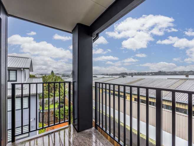 209/28C Eileen Newey Place, Henderson