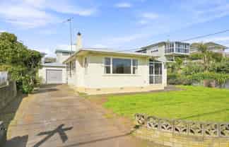 42 Totara Street, Tawhero