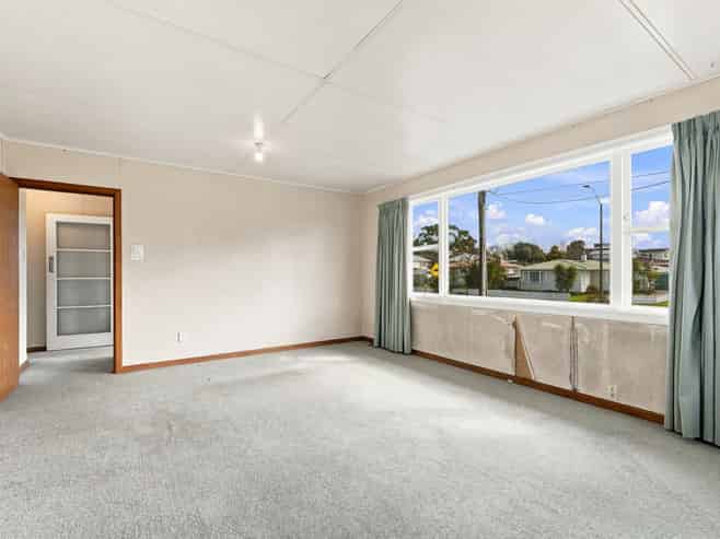 42 Totara Street, Tawhero
