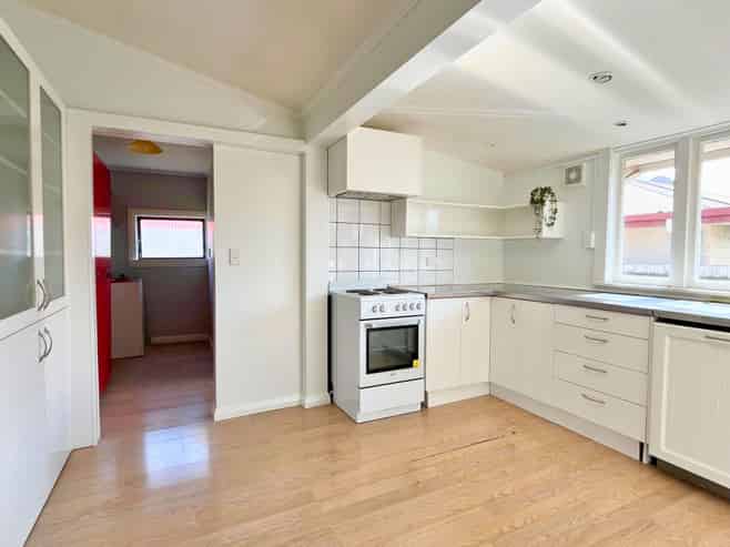 12 Parker Street, Mayfield
