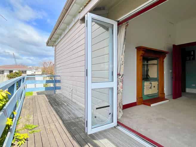 12 Parker Street, Mayfield
