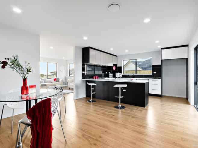 6 Huahua Crescent, Papakura