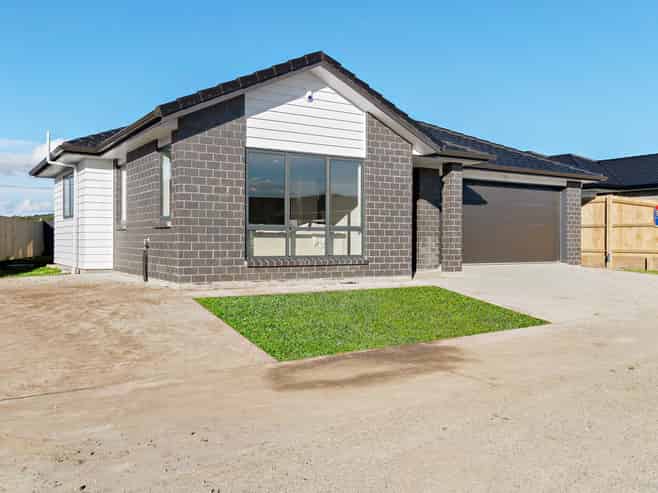 6 Huahua Crescent, Papakura