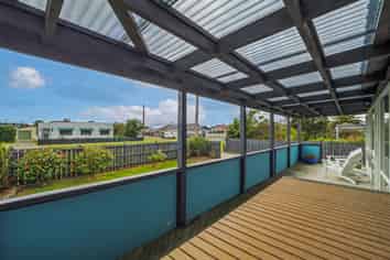 16 Linklater Avenue, Foxton Beach
